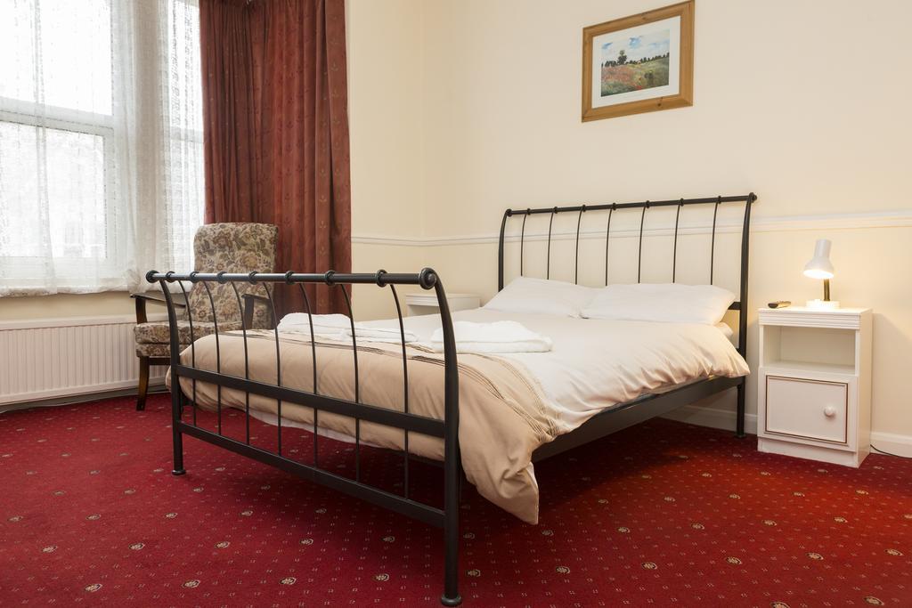Southend Guest House - Close To Beach, Train Station & Southend Airport Quarto foto